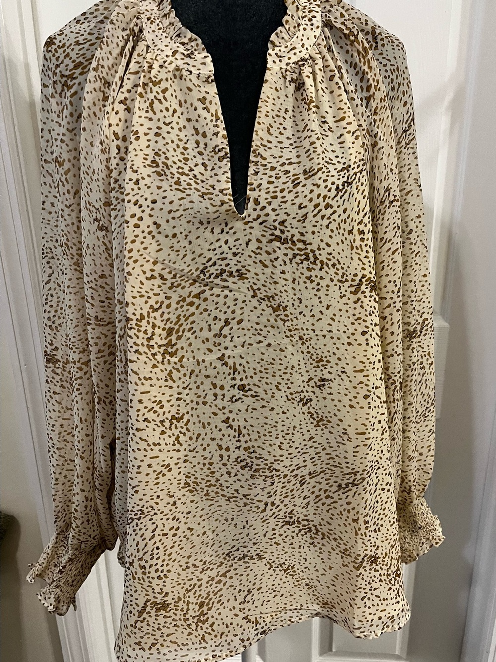 1X Philosophy Cream Blouse with Brown Speckle Print